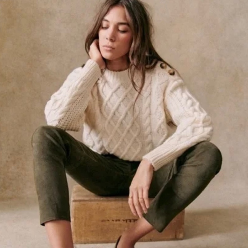 Worn once- Sezane James Jumper Sweater in Ecru- Size Small